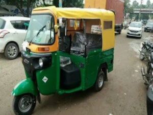রাস্তা থেকে উধাও হবে সবুজ হলুদ LPG Auto? বড় সিদ্ধান্ত নিতে পারে সরকার