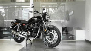 প্রিমিয়াম বাইকে ১০ হাজার টাকা ছাড় Honda-এর, স্টক খালি হওয়ার আগে কিনুন পছন্দের মডেল
