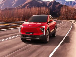অপেক্ষা আর নয়, শুরু হয়ে গেল Mahindra XEV 9e ডেলিভারি