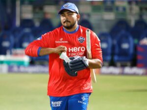 IPL 2025: একেই বলে কপাল, নিলামে দল না পেয়েও আইপিএল খেলতে পারেন পৃথ্বী শ!