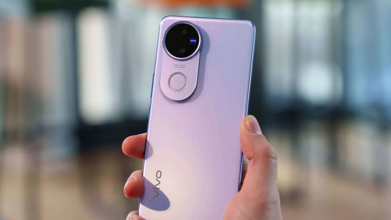 Vivo V50e