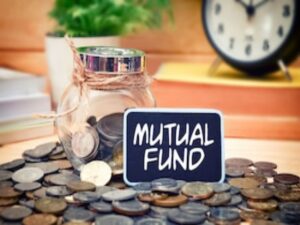 Mutual Fund: অবসরের পর হাতে থাকবে ১ কোটি টাকা! একবারই করতে হবে বিনিয়োগ