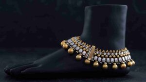 Gold Silver Price Today: সোনা ও রূপার দাম কমেছে! আপনার শহরে ২৪ ক্যারেট সোনার দাম কত?