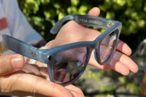 Ray Ban Meta AI: এবার চশমার সাহায্যেই তুলতে পারবেন ছবি ভিডিও, শুনতে পারবেন গান