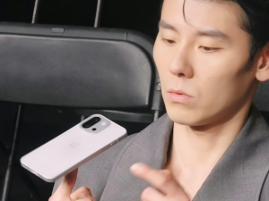 OnePlus 13T এর মিনিমালিস্ট ডিজাইনে মুগ্ধ নেটপাড়া! নতুন রেন্ডার এল প্রকাশ্যে