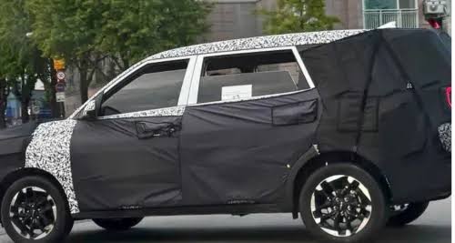 Kia Carens 2025