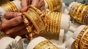 Gold and Silver Rate: আজ সোনা ও রূপার দাম কত বেড়েছে? এক ক্লিকেই জেনে নিন